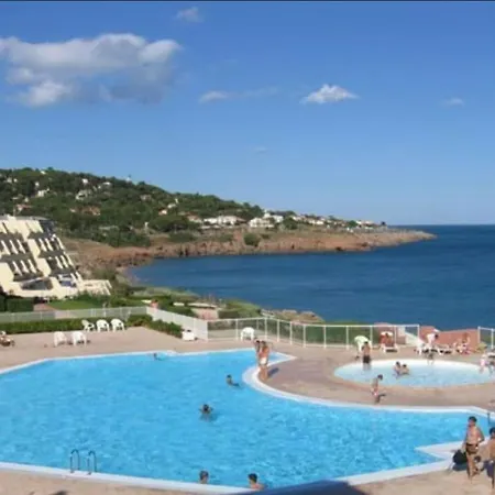 Appartement En Front De Mer Sete Exterior photo