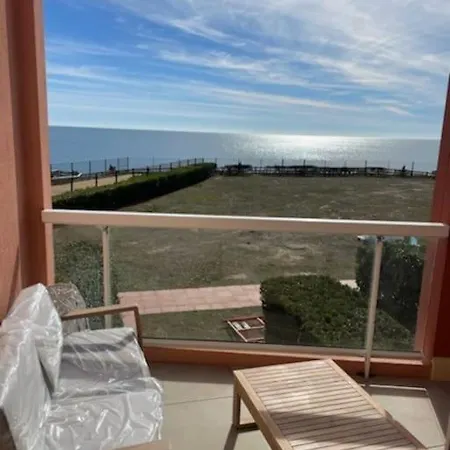Appartement En Front De Mer Sete Exterior photo