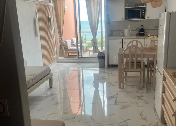 Appartement En Front De Mer