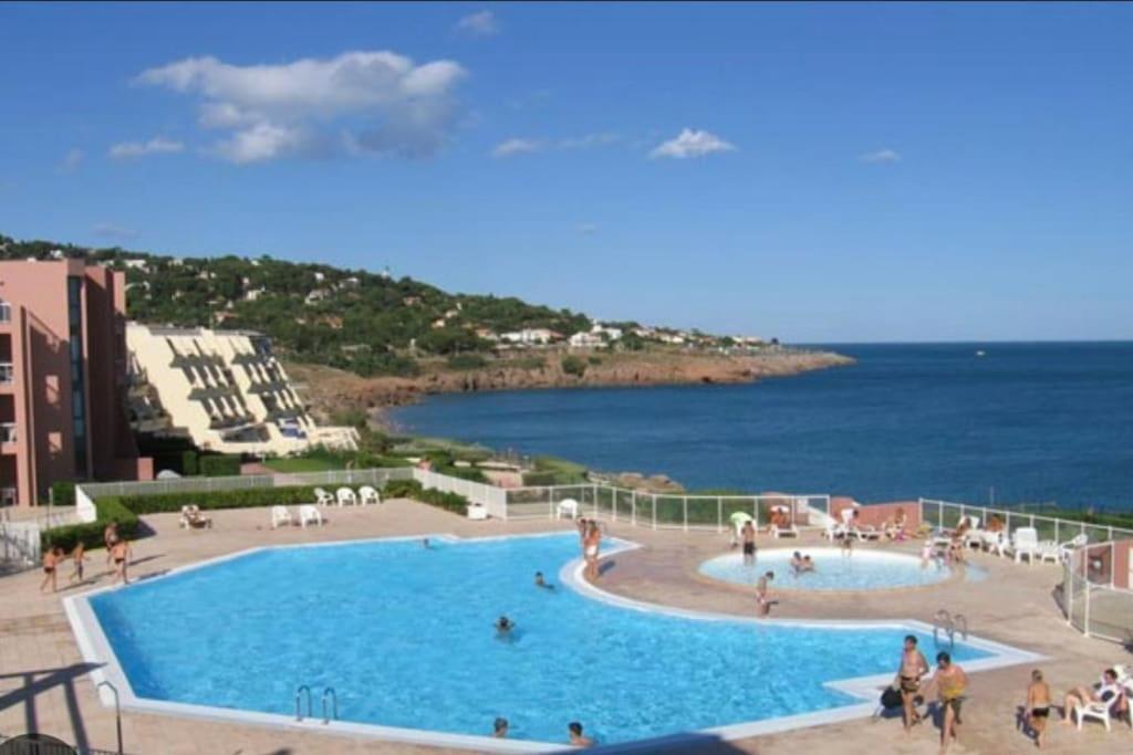 En Front De Sète